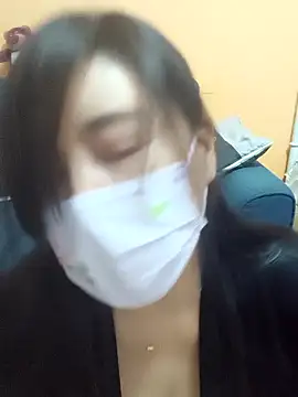Snapshot of xiaooxuu chatting on 10-17-25, 09:45 xiaooxuu online show from 10-17-25, 09:45