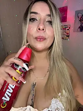 Snapshot of _Ninasanz chatting on 03-24-26, 05:01 Ninasanz online show from 03-24-26, 05:01