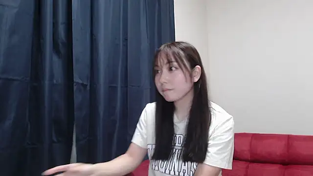Snapshot of erika_chikensuki chatting on 10-15-25, 02:28 erika chikensuki online show from 10-15-25, 02:28