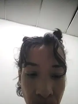 Teressa Love online show from 11-25-25, 10:37