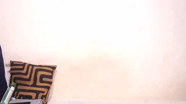 Snapshot of TallEbonyBabe chatting on 03-18-26, 03:42 TallEbonyBabe online show from 03-18-26, 03:42