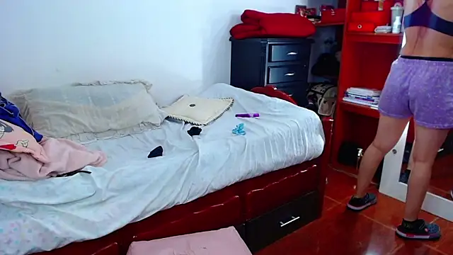 Snapshot of MariamGray1 chatting on 03-03-26, 08:09 MariamGray1 online show from 03-03-26, 08:09