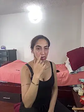 MariamGray1 online show from 05-05-26, 06:21