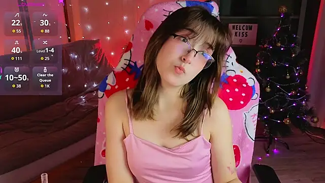 Soffi Toffi online show from 12-18-25, 05:46