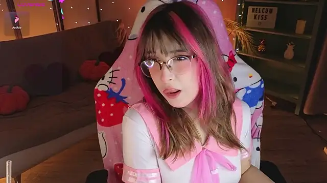 Soffi Toffi online show from 03-21-26, 05:23