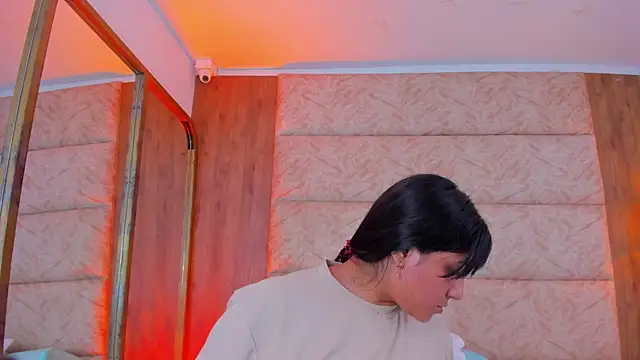 Antonella Russo1 online show from 11-20-25, 01:00