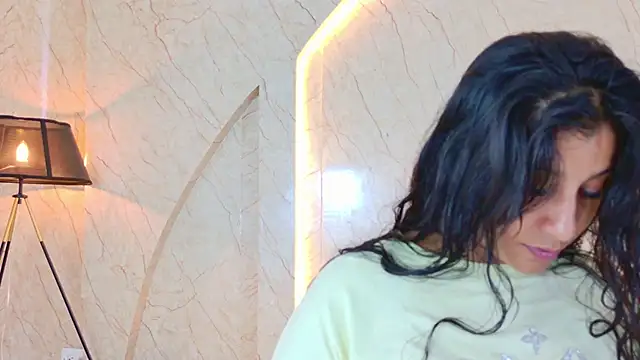 Antonella Russo1 online show from 04-29-26, 02:43