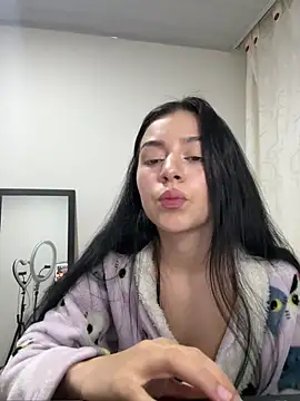 Midori rosse online show from 05-16-26, 12:07