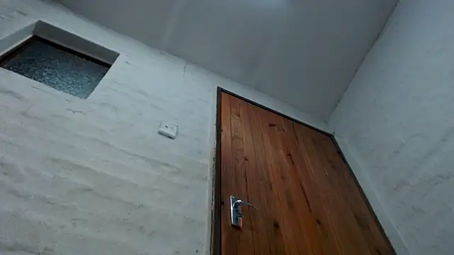 DaisyGirlxx online show from 01-08-26, 06:32