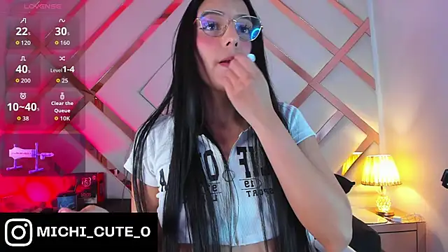 michelle cutee  online show from 02-18-26, 08:16