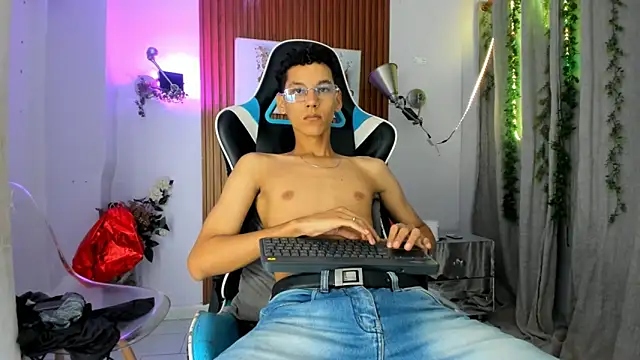 AQUARIUS x online show from 10-20-25, 11:32