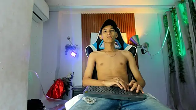 AQUARIUS x online show from 10-24-25, 11:39