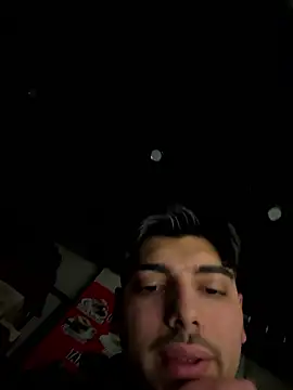 Snapshot of emir343475 chatting on 01-16-26, 07:40 emir343475 online show from 01-16-26, 07:40