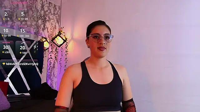 Snapshot of moon_winy chatting on 05-11-26, 04:15 moon winy online show from 05-11-26, 04:15
