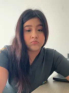 Mia Sun14 online show from 10-23-25, 04:17