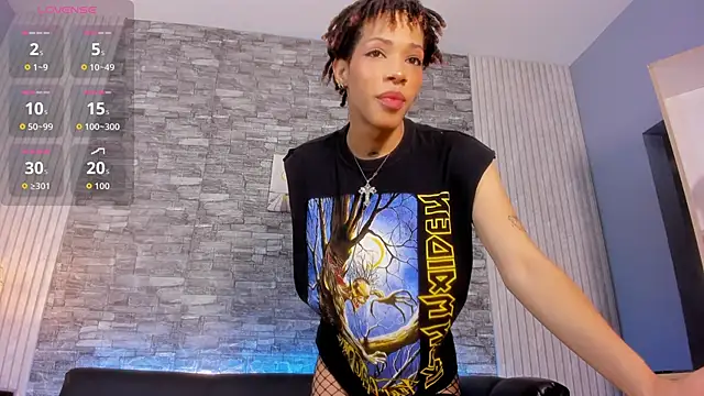 Snapshot of Catty_Noir_ chatting on 10-17-25, 08:22 Catty Noir online show from 10-17-25, 08:22