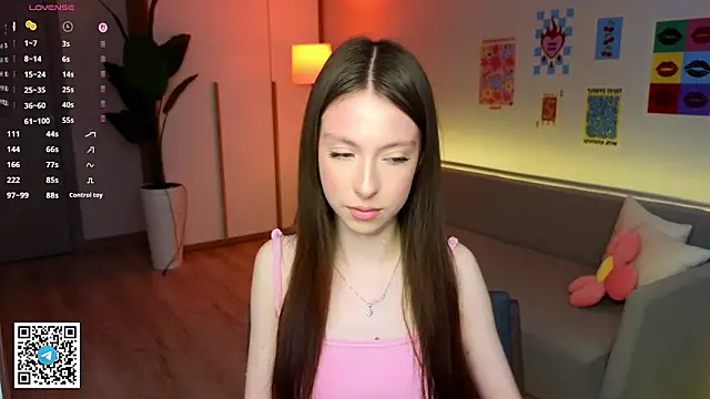 Yasmin Kass online show from 03-18-26, 06:38