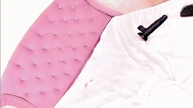 Snapshot of naughty_sweet_girls_sexts chatting on 11-01-25, 05:59 naughty sweet girls sexts online show from 11-01-25, 05:59