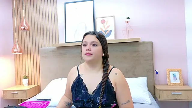 Tessa Stone online show from 01-15-26, 01:54