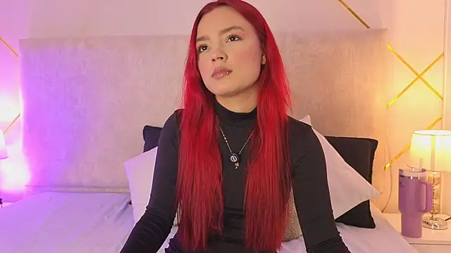 Martinaa Garcia online show from 06-22-26, 07:33