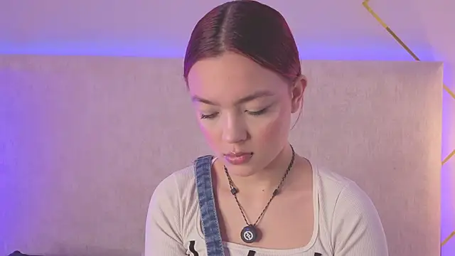 Martinaa Garcia online show from 07-16-26, 07:42