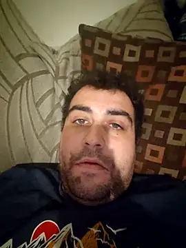 GluingPerson online show from 11-15-25, 11:43