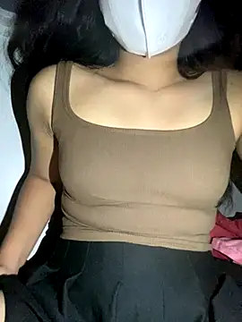 Snapshot of Nary68 chatting on 10-16-25, 03:24 Nary68 online show from 10-16-25, 03:24