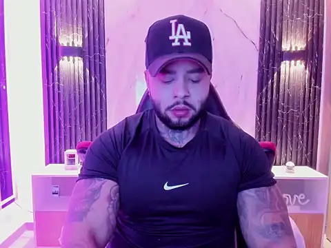 marcusfit1 online show from 10-21-25, 01:17