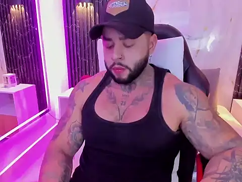 marcusfit1 online show from 10-22-25, 11:59