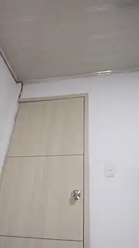 Snapshot of _Sofii_01 chatting on 11-01-25, 06:48 Sofii 01 online show from 11-01-25, 06:48