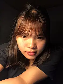 Snapshot of Jooahn003 chatting on 10-17-25, 03:14 Jooahn003 online show from 10-17-25, 03:14