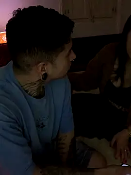 Snapshot of Links013 chatting on 10-22-25, 12:55 Links013 online show from 10-22-25, 12:55