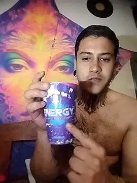 Snapshot of Links013 chatting on 10-28-25, 12:14 Links013 online show from 10-28-25, 12:14