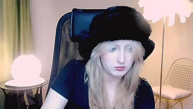 ScarlettScril online show from 11-14-25, 09:30