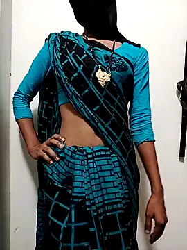 Snapshot of Ratri-Biswas chatting on 10-20-25, 05:24 Ratri-Biswas online show from 10-20-25, 05:24