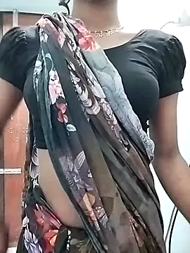 Snapshot of Ratri-Biswas chatting on 04-21-26, 07:03 Ratri-Biswas online show from 04-21-26, 07:03