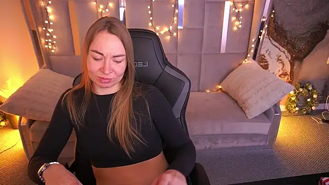 Snapshot of VixenMuse chatting on 03-02-26, 05:08 VixenMuse online show from 03-02-26, 05:08