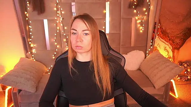 Snapshot of VixenMuse chatting on 03-26-26, 08:36 VixenMuse online show from 03-26-26, 08:36