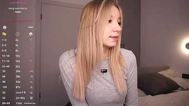 BrynnHolverson online show from 02-07-26, 08:12