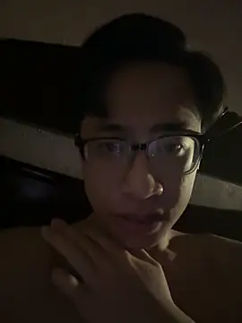 liamhn2k4 online show from 02-12-26, 06:03