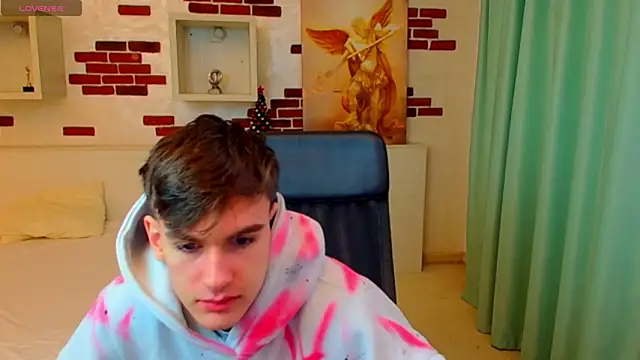 BradyFlint online show from 02-06-26, 05:23