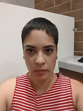 Snapshot of Natimiau chatting on 10-29-25, 04:53 Natimiau online show from 10-29-25, 04:53