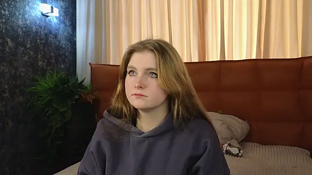 NightSaffron online show from 11-25-25, 07:19