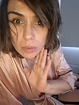 Snapshot of Your_Desires07 chatting on 04-03-26, 04:43 Your Desires07 online show from 04-03-26, 04:43