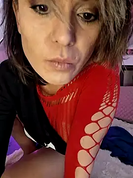 Snapshot of Your_Desires07 chatting on 04-13-26, 06:41 Your Desires07 online show from 04-13-26, 06:41