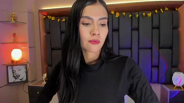 TanyaBello online show from 11-19-25, 01:11