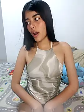 Isa Dolly online show from 11-10-25, 10:53