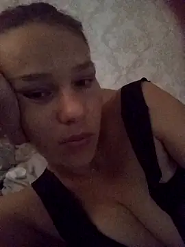 Snapshot of Coare_Cindy chatting on 10-19-25, 12:17 Coare Cindy online show from 10-19-25, 12:17