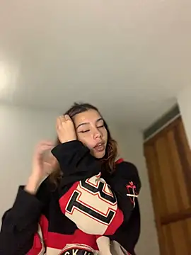 MiaaCute- online show from 02-25-26, 12:42