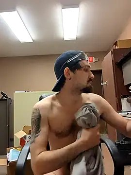 Snapshot of countrybannanaman chatting on 11-03-25, 11:37 countrybannanaman online show from 11-03-25, 11:37